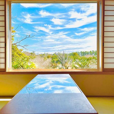 Cozy Villa With Hot Springs And Nature Ito  Bagian luar foto